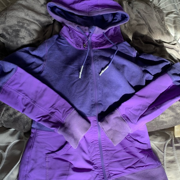 Power purple size 4 lululemon zip up hoody - Picture 1 of 1
